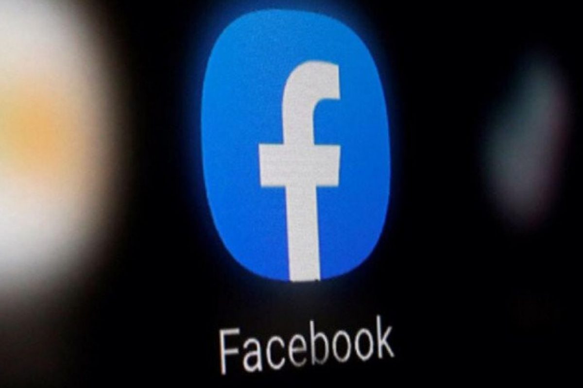 La caída prolongada de servicios de Facebook favoreció por partida doble a los medios españoles